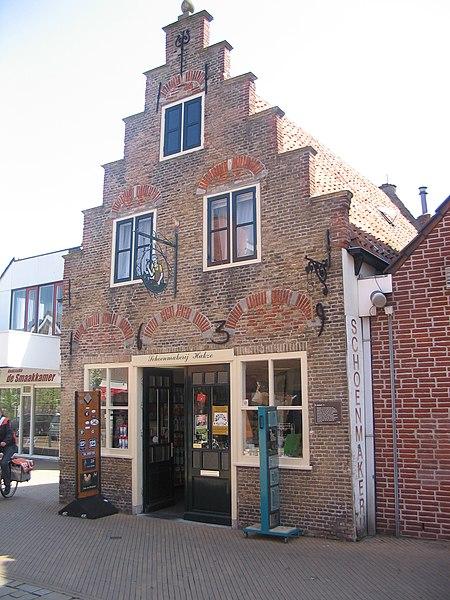 Marktplein_10,_'s-Gravenzande